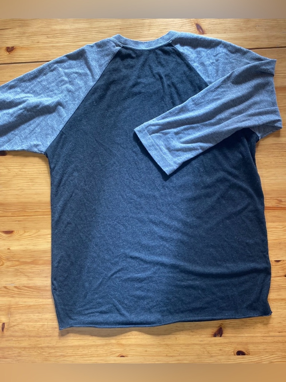 Curbside Fox in the Henhouse Raglan Longsleeve Tee Heather Black and Grey Size M - Picture 5 of 7